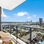 2-Bed Beach Apartment With Pool, Parking & Balcony